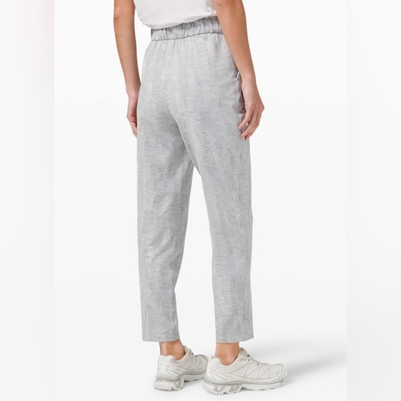 LULULEMON Keep Moving Pant 7/8 High-Rise in Jacquard Silver Drop Vapor Size 10 - Picture 3 of 8